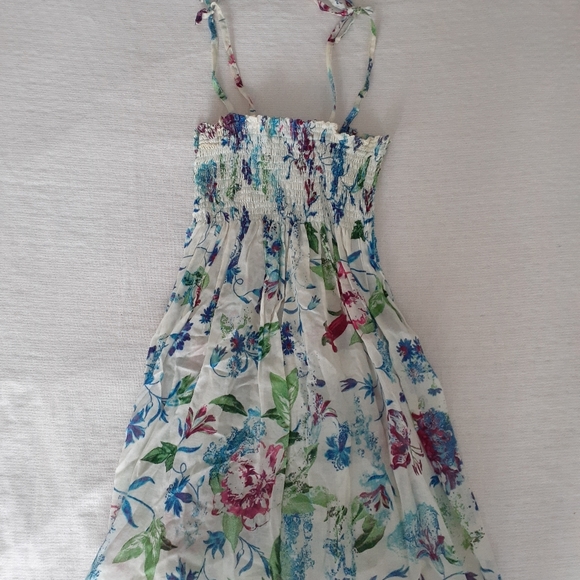 Zara Floral Top - Picture 1 of 4